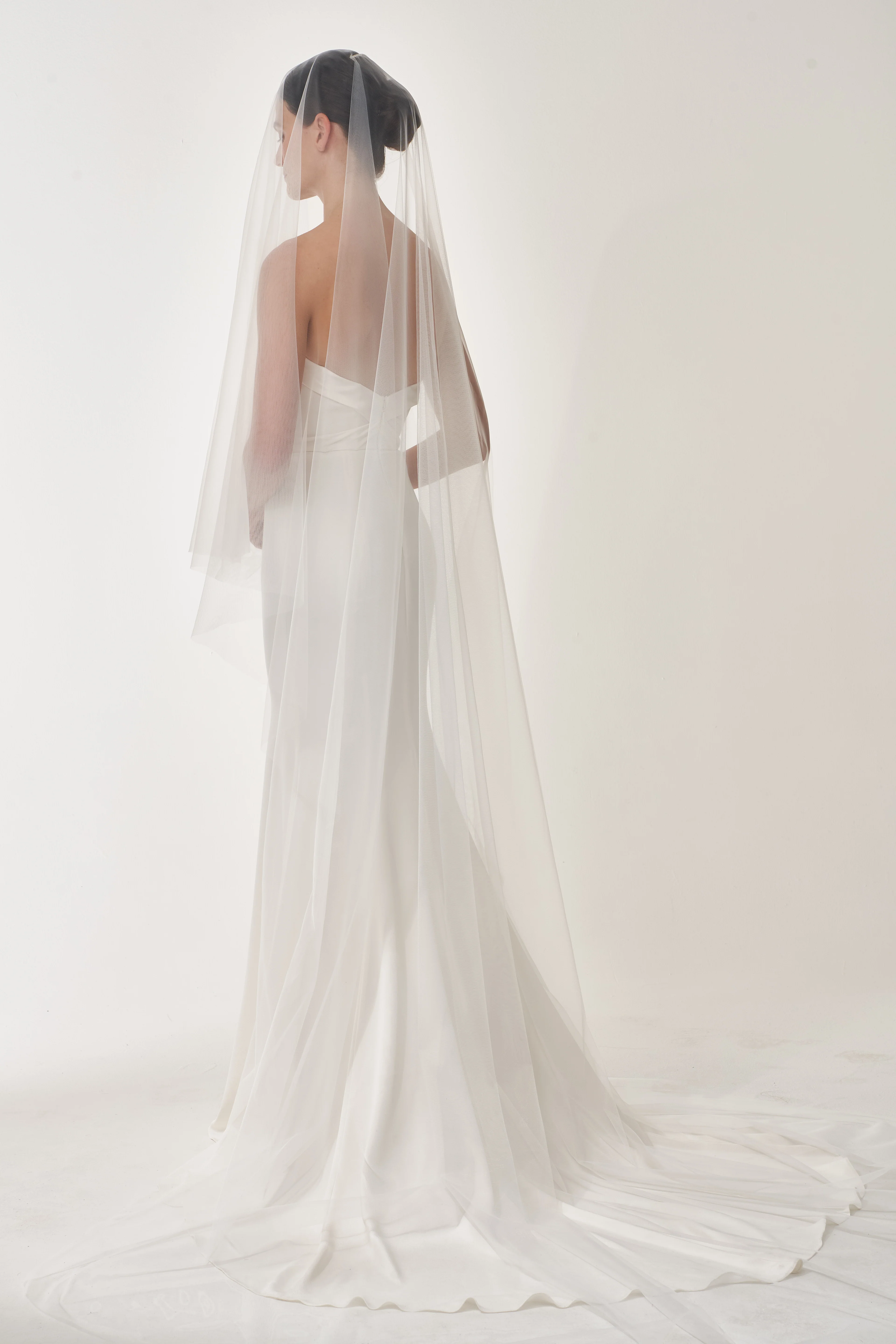 Signature Chapel Length Veil - Image 2