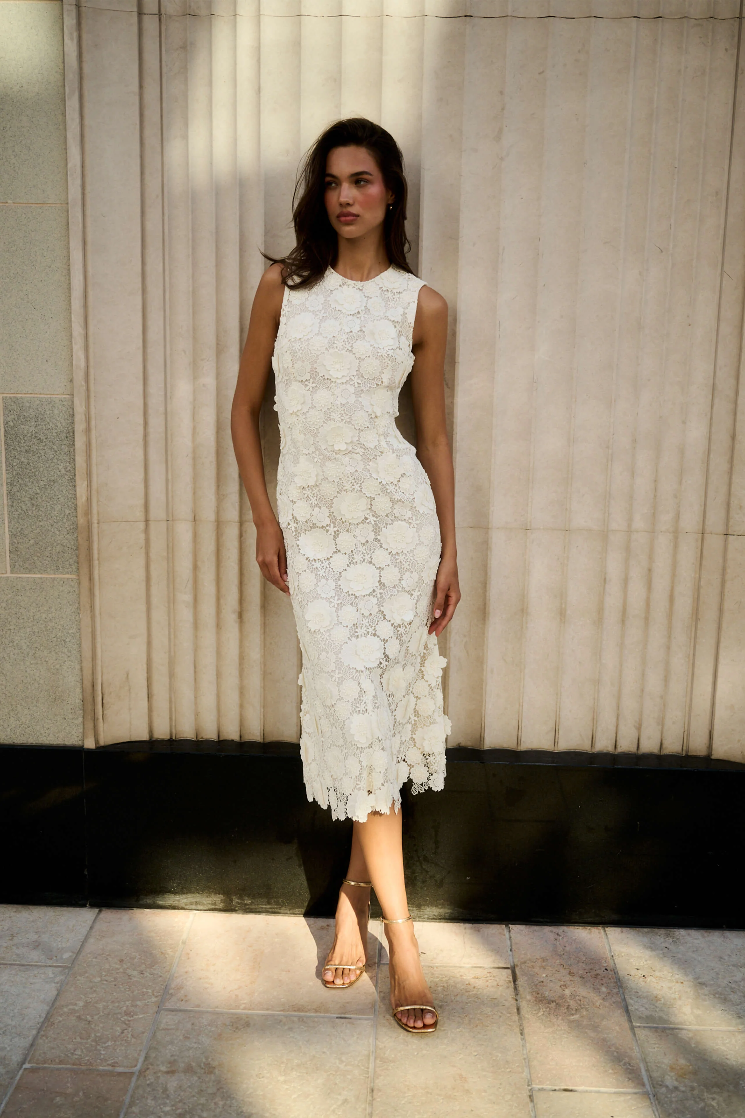 Floral Lace Sleeveless Dress - Image 2