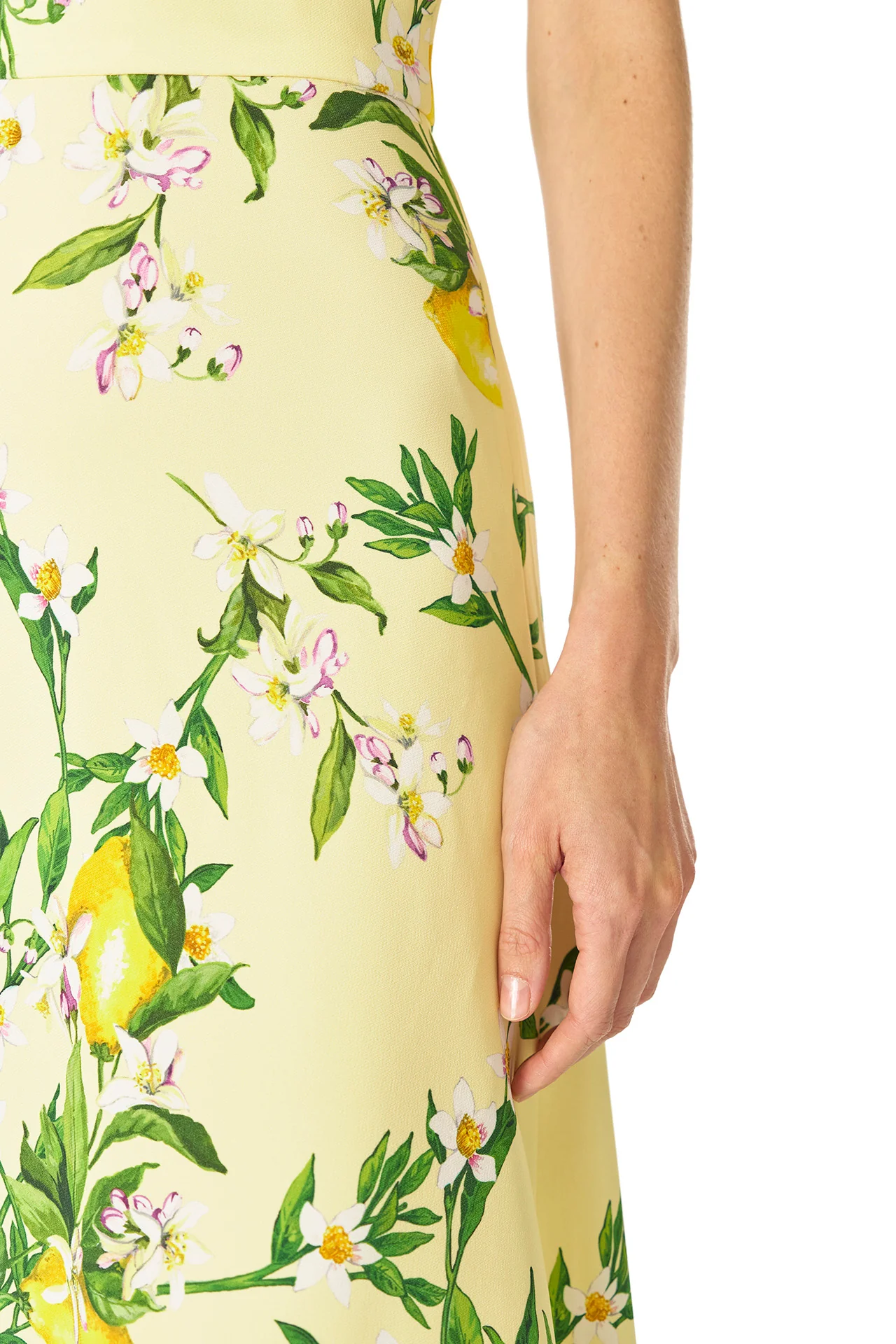 Short Sleeve Lemon Print Gown - Image 4